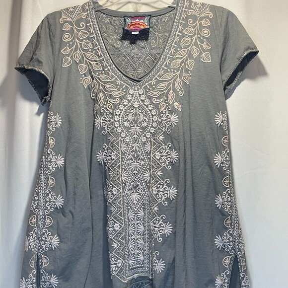 Johnny Was Tops - JOHNNY WAS Women's Bohemian cotton tunic XS Gray Embroidered whimsy Feminine Top